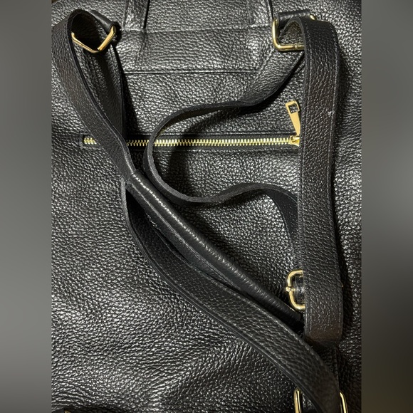 Convertible Genuine Leather Backpack 🇮🇹 Made in Italy 🇮🇹 - Picture 8 of 14